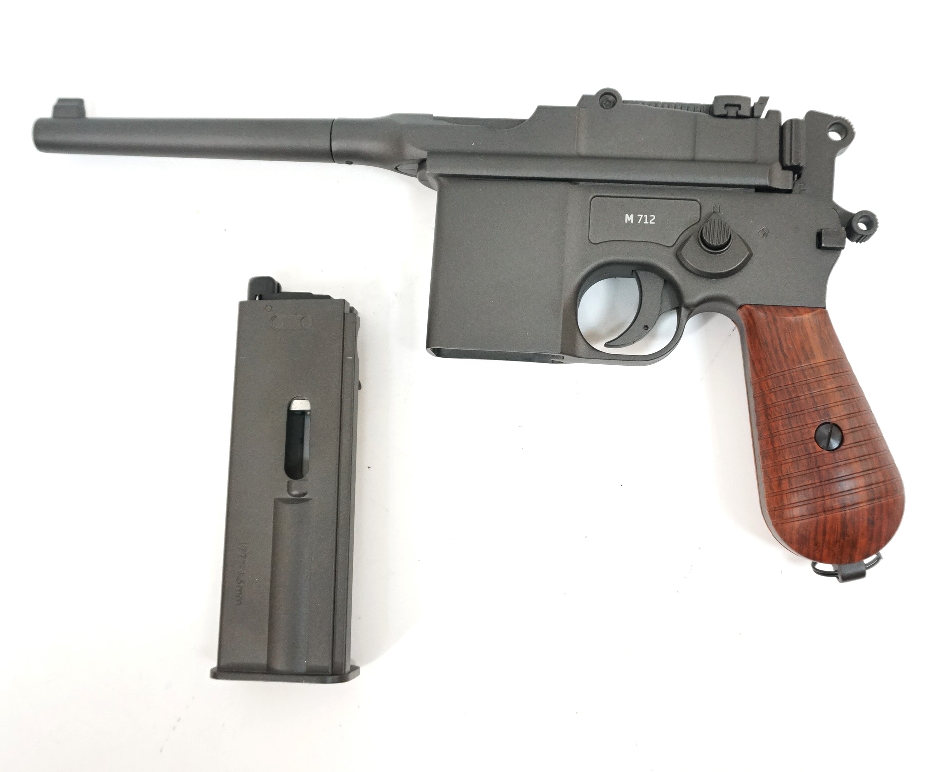 Пистолет пневматический M712, к.4,5